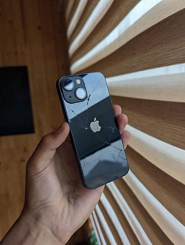 акб: IPhone 13 mini, 128 ГБ, Черный, Чехол — 6