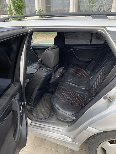 e500 124: Mercedes-Benz C-Class: 2001 г., 2 л, Автомат, Газ, Универсал — 5
