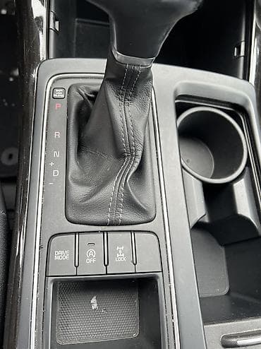 машина на 300000: Kia Sorento: 2018 г., 2 л, Вариатор, Дизель, Внедорожник — 7