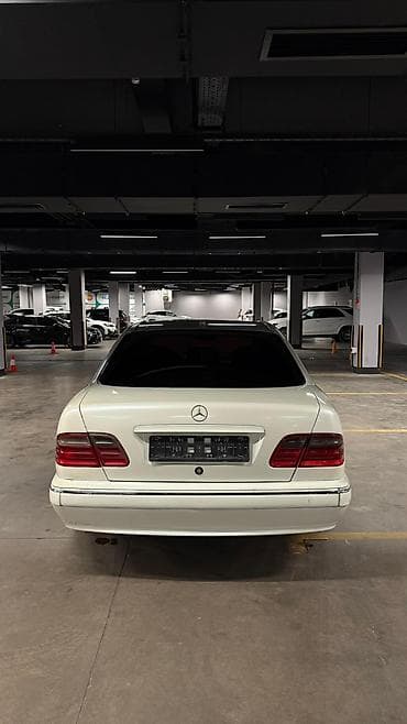 lexus is 2008: Mercedes-Benz E-Class: 2000 г., 3.2 л, Автомат, Бензин, Седан — 8