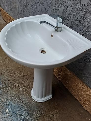 смесители бу: Раковина для ванной, Особенности: Глянцевое, Овальная форма, Материал: Керамика — 2