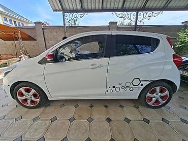 электромобиль такси: Chevrolet Spark: 2017 г., 1 л, Бензин, Седан — 6