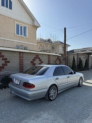Mercedes-Benz E-Class: 1998 г., 4.3 л, Автомат, Бензин, Седан