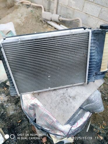 меняю доплатой мне: Бензиновый мотор BMW 1994 г., 1.8 л, Б/у, Оригинал — 1