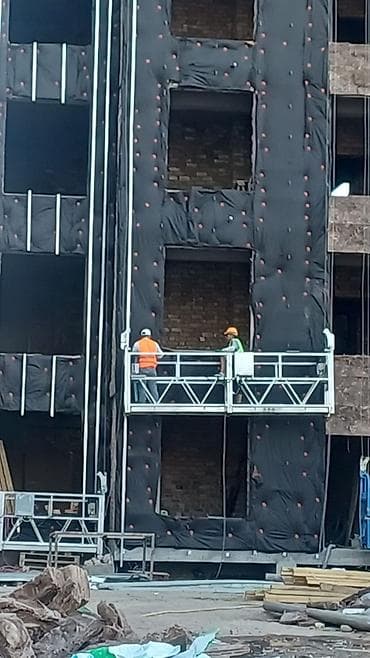 Курулуш адистиктери: Фасадка иштеген балдар керек
акчасы жакшы — 1