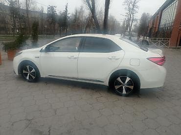 рассрочка авто лизинг: Toyota Corolla: 2019 г., 1.8 л, Робот, Гибрид, Седан — 7