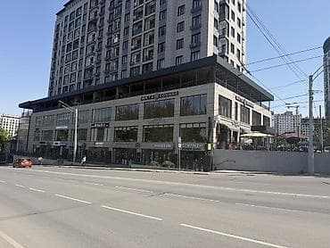 очиститель бассейна: Светлое коммерческое помещение в центре города, современном — 5