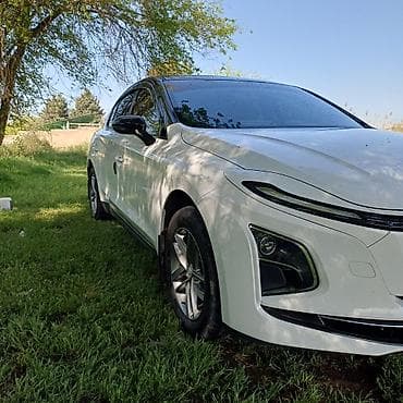 Унаа сатуу: Электромобиль (белый хэтчбек/седан HongQi E-QM5 — премиальный — 4