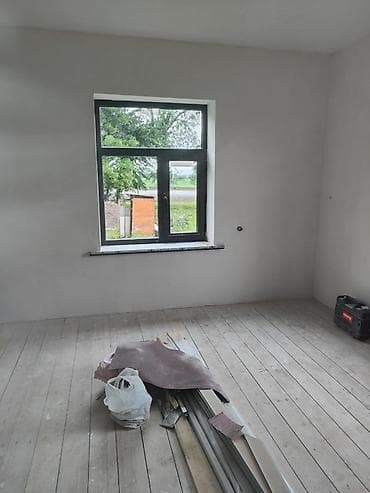 бишкек продаю дом село нижний алаарча: Продаётся дом с участком. - Дом одноэтажный, кирпичный, на высоком — 8