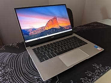 m laptops: Для учебы, Новый, Intel Core i5 — 2