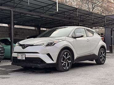 outback 2017: Toyota C-HR: 2017 г., 2 л, Автомат, Бензин, Кроссовер — 5