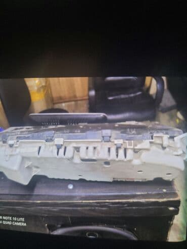 сколько стоят электронные часы: Щиток приборов 2003 г., Б/у, Оригинал, Япония — 2