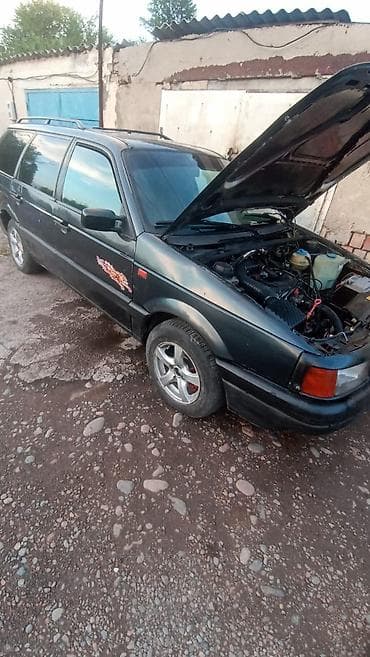 e60 m5: Volkswagen Passat: 1990 г., 1.8 л, Механика, Универсал — 1