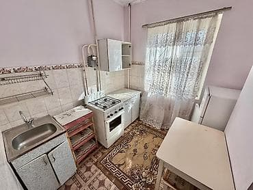 квартира на восток 5: 1 комната, 30 м², 105 серия, 2 этаж, Старый ремонт — 2