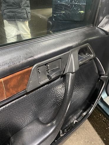 Mercedes-Benz W124: 1995 г., 2.2 л, Механика, Бензин, Седан — 8