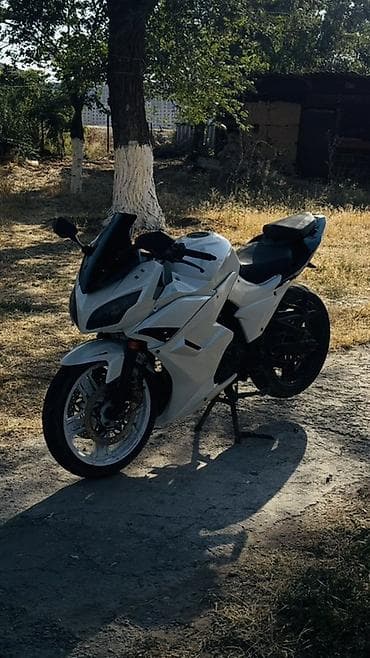 Мотоциклы: Спортбайк Yamaha, 250 куб. см, Бензин, Взрослый, Б/у — 2