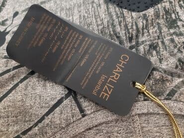 loretta: Блузка, Классическая модель, Однотонный — 5