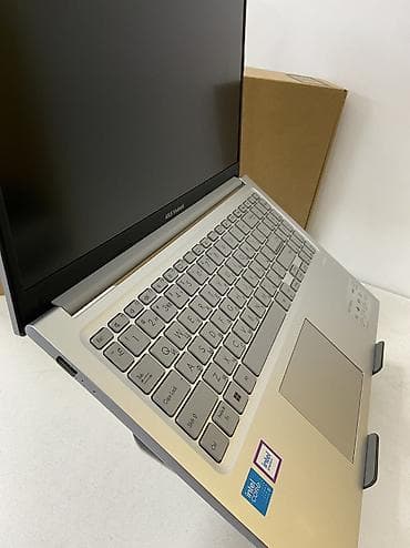iris xe: Новый ASUS Vivobook 15 X1504VA-NJ2920 (COOL SILVER) - Процессор — 4