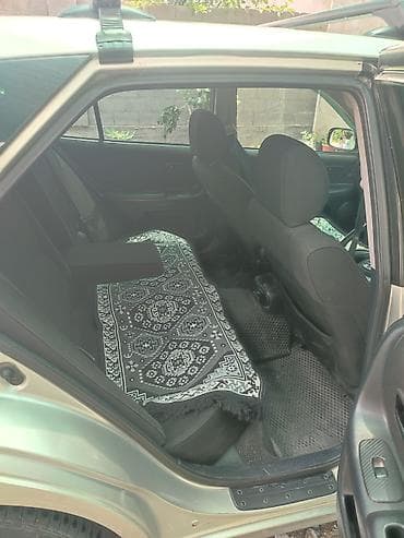 родной окрас: Toyota Altezza: 2002 г., 2 л, Автомат, Бензин, Универсал — 6