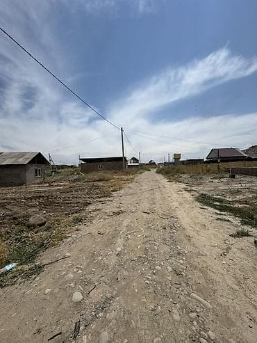 Жер тилкелери: 4 соток, Курулуш — 4