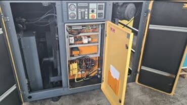 мороженое оборудование: Винтовой компрессор KAESER CS 121 Мощность: 75 кВт Производительность — 4