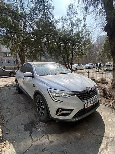 Renault Arkana: 2022 г., Кроссовер