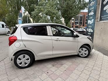 byd leopard 7: Chevrolet Spark: 2017 г., 1 л, Автомат, Бензин, Хэтчбэк — 5