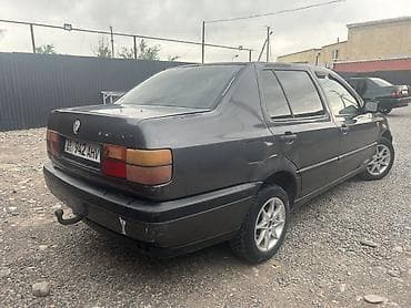 ford focus 2000: Volkswagen Vento: 1993 г., 1.8 л, Ручные, Газ, Седан — 4