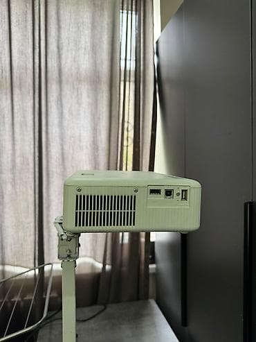 презентация: Проектор Epson CO-W01 (3LCD) Компактный мультимедийный проектор с — 3