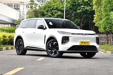 re sovio: Changan Qiyuan Q05: 2025 г., Автомат, Гибрид, Кроссовер — 1