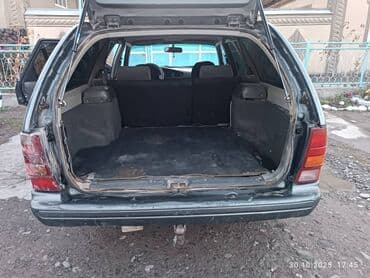 срочно продаю в связи с переездом: Mazda 626: 1989 г., 2 л, Механика, Бензин, Универсал — 7