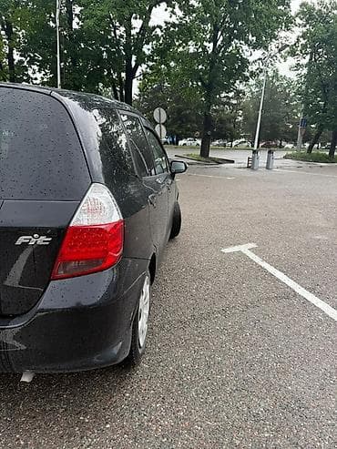 хонда фит гранат: Honda Fit: 2006 г., 1.3 л, Автомат, Бензин, Хэтчбэк — 2