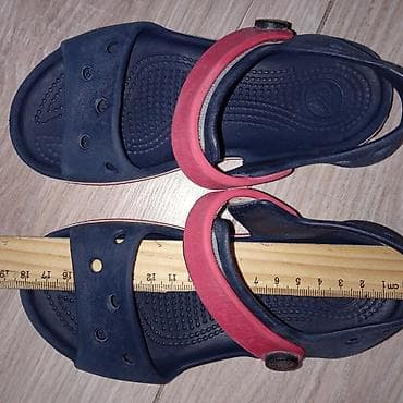 обувь америка: Детские сандалии Crocs(оригинал) - Модель: открытые сандалии с задним — 3