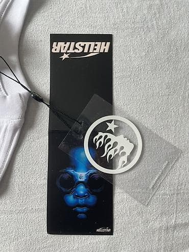 кийилген кийимдер: Футболка Hellstar, белая - Бренд: Hellstar - Дизайн: спереди крупный — 3