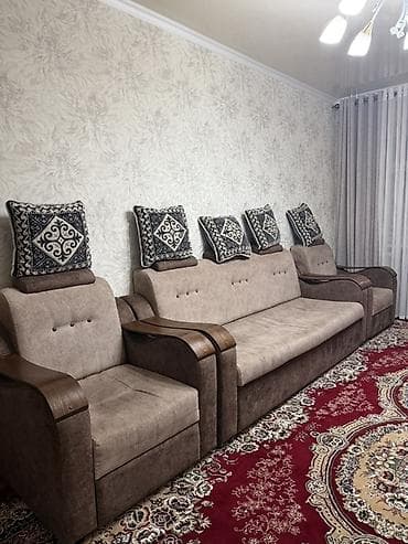 румынская стенка: Комплект мягкой мебели, Б/у, Самовывоз, цвет - Коричневый — 1