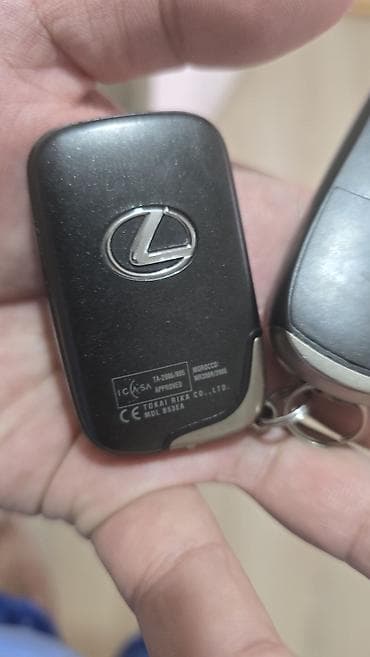 автоэлектроника: Ключ Lexus 2010 г., Б/у, Оригинал, США — 3