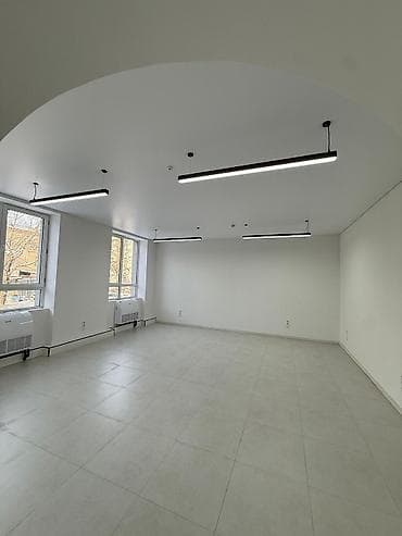 недвижимость каракол: Сдаю Аренда офисов, 94 м², В бизнес центре — 9