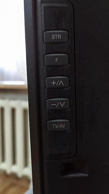 android 2din: Телевизор Panasonic VIERA, диагональ около 26–32". ЖК-панель с матовым — 2