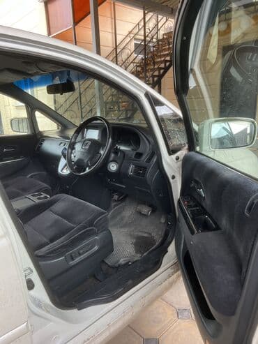 купить шипованную резину: Honda Odyssey: 2003 г., 2.3 л, Типтроник, Бензиновая, Минивэн — 8