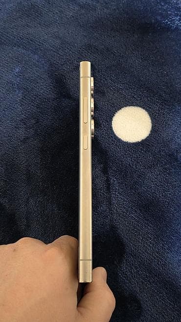 xs 256: Samsung Galaxy S24 Ultra, Б/у, 512 ГБ, цвет - Бежевый, eSIM — 6