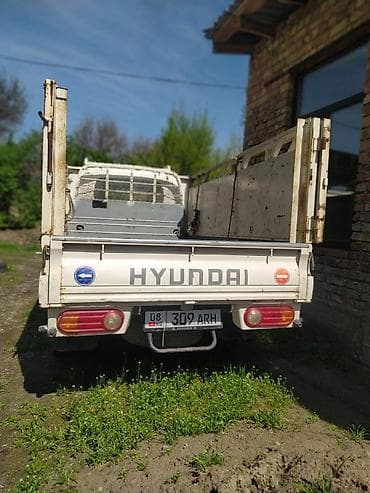 транс: Легкий грузовик, Hyundai, Стандарт, 3 т, Б/у — 2