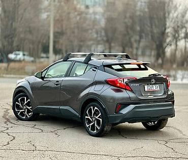 авто в распочку: Toyota C-HR: 2019 г., 2 л, Вариатор, Бензин, Кроссовер — 3