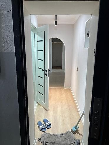 9мкр: 3 комнаты, 60 м², 104 серия, 3 этаж — 8