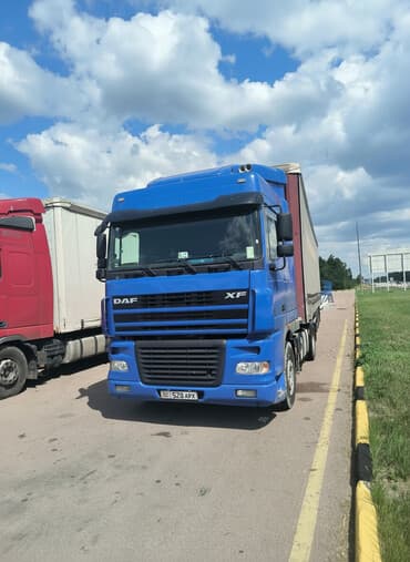 Тягач, DAF, 2002 г., Шторный