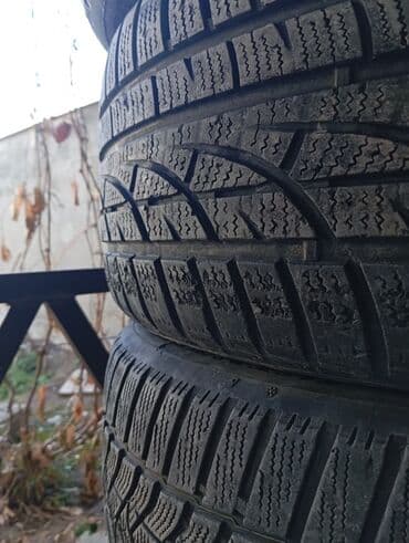 комплект зимней резины: Продаю комплект зимних шин
225/50/R17
Состояние хорошое — 2