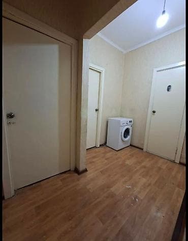 Кыймылсыз мүлк: 3 бөлмө, 75 м², Жал мкр (а.и. Жогорку, Ортоңку, Төмөнкү) 105-серия, 2 кабат, Эски ремонт — 4