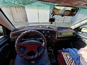 Volkswagen: Volkswagen Vento: 1996 г., 1.8 л, Механика, Бензин, Седан — 3