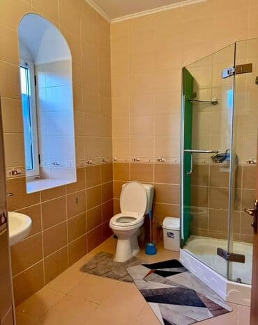 аренда дома на иссык куле: 150 кв. м, 5 бөлмө, Унаа токтотуучу жай, Жылуу пол — 5
