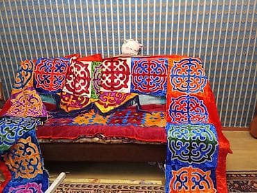 Прод.ковер ручной работы в нац.этно стиле, есть по краям бахрома at lalafo.kg Прод.ковер ручной работы в нац.этно стиле, есть по краям бахрома