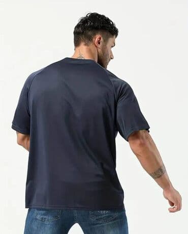 таблица размеров мужской одежды разных стран: Футболки: белый 4xl (56-58)- 1шт черный 4xl (56-58) - 2 шт черный 5xl — 15